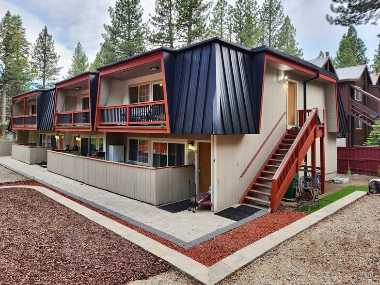 866 Southwood Blvd, Incline Village, NV à vendre - Photo de l’immeuble – Image 2 sur 37
