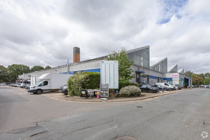 Kingsfield Clos, Northampton à louer - Photo principale – Image 1 sur 3