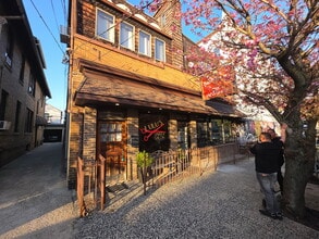 6 Thorne St, Jersey City, NJ à louer Photo de l’immeuble– Image 1 sur 11