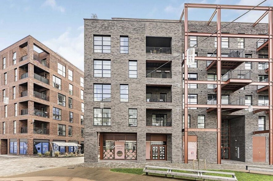 14 Tandy Pl, Londres à louer - Photo de l’immeuble – Image 3 sur 22