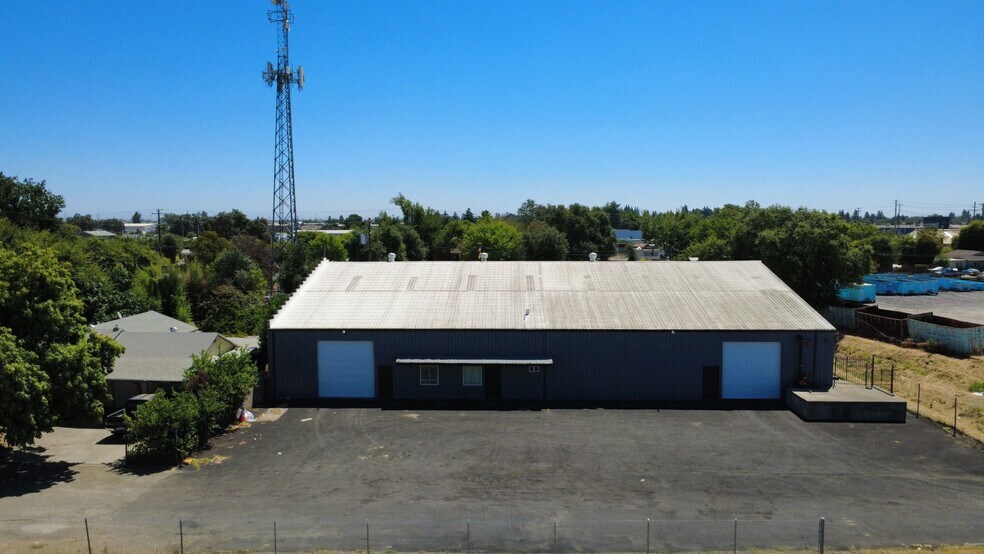 7120 McCurdy Ln, Sacramento, CA à vendre - Photo de l’immeuble – Image 1 sur 9
