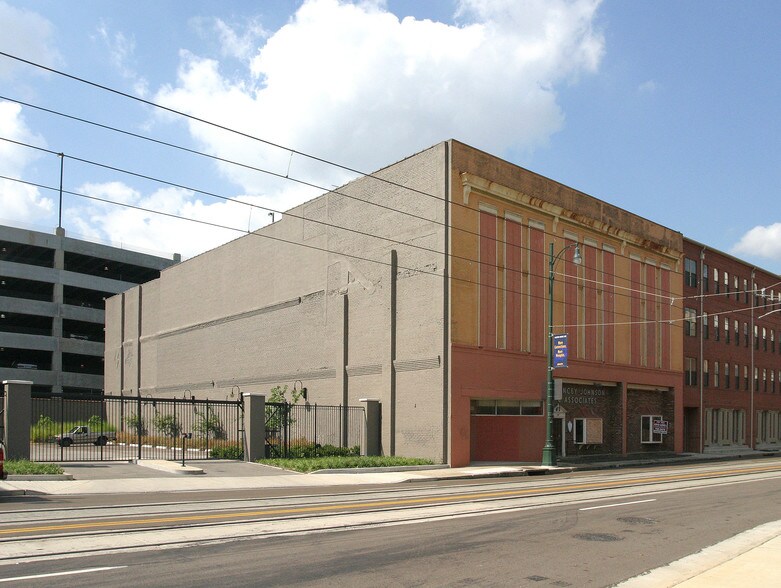 287 Madison Ave, Memphis, TN à louer - Photo de l’immeuble – Image 2 sur 6