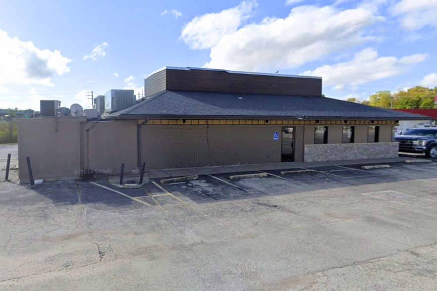 305 Eastgate Dr, Osawatomie, KS à louer - Photo principale – Image 1 sur 4