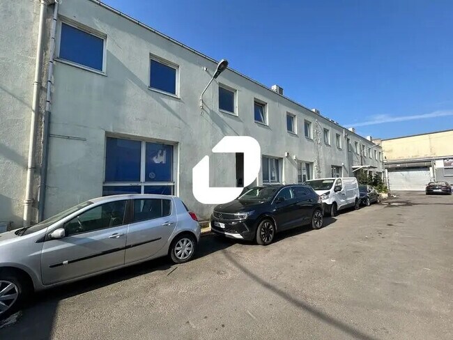 Plus de détails pour Bureau à vendre