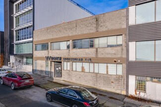 Plus de détails pour 1223 Frances St, Vancouver, BC - Industriel/Logistique à vendre