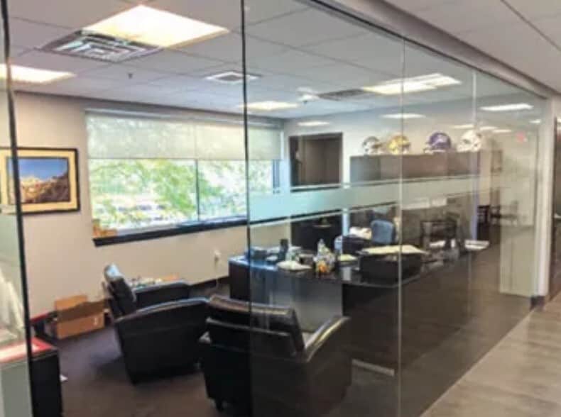 187 Lexington St, Waltham, MA à vendre Photo intérieure– Image 1 sur 3