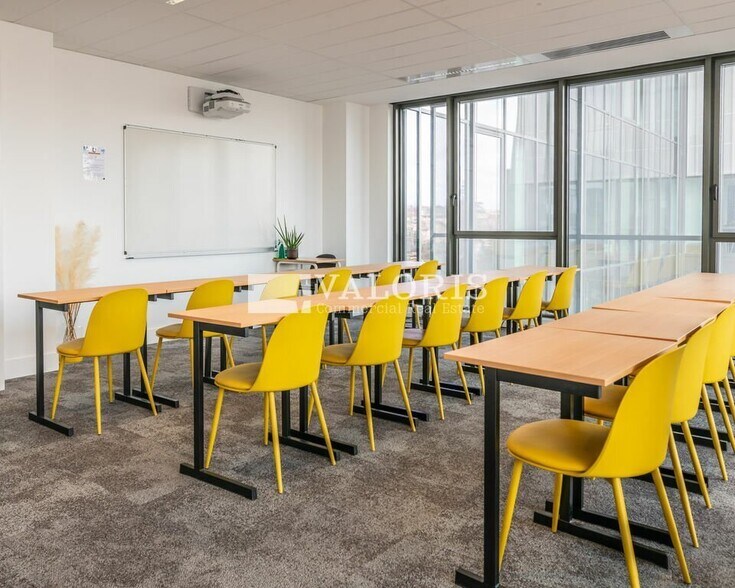 Bureau dans Villeurbanne à louer - Photo intérieure – Image 1 sur 8