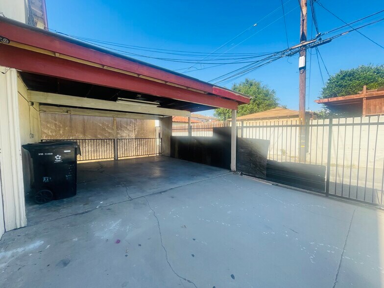 5609-5613 E Beverly Blvd, East Los Angeles, CA à vendre - Photo de l’immeuble – Image 3 sur 14