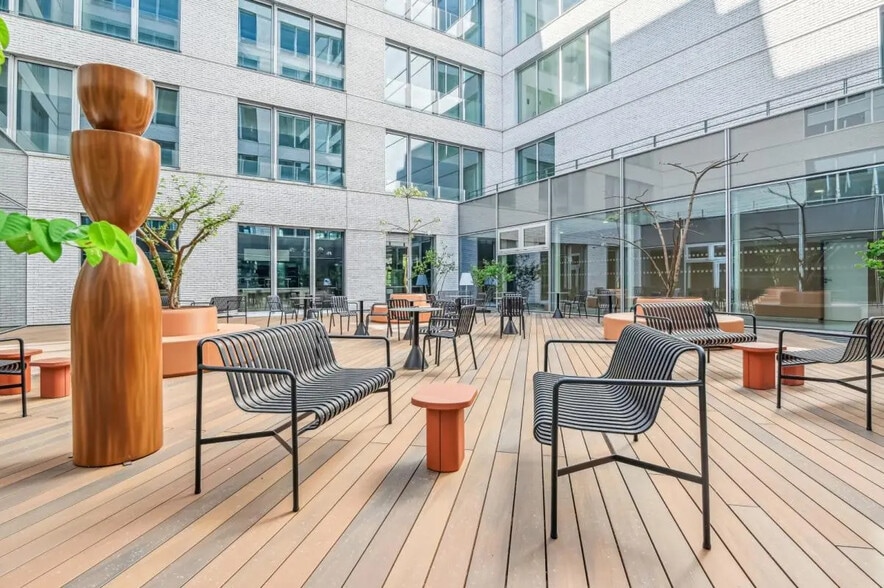 7-9 Rue Henri Sainte Claire Deville, Rueil-Malmaison à louer - Photo de l’immeuble – Image 3 sur 15