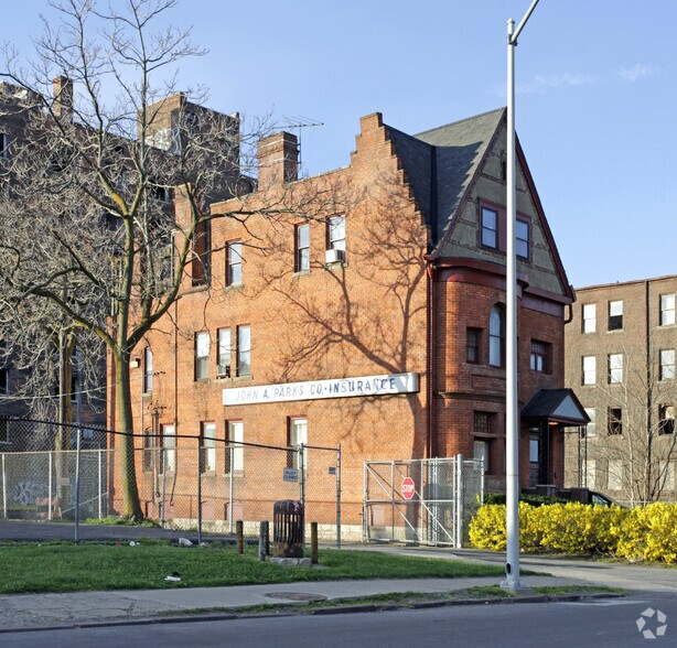 49 W Willis St, Detroit, MI à vendre - Photo de l’immeuble – Image 3 sur 4