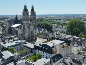 Tours, IRL - VUE AÉRIENNE vue de carte - Image1