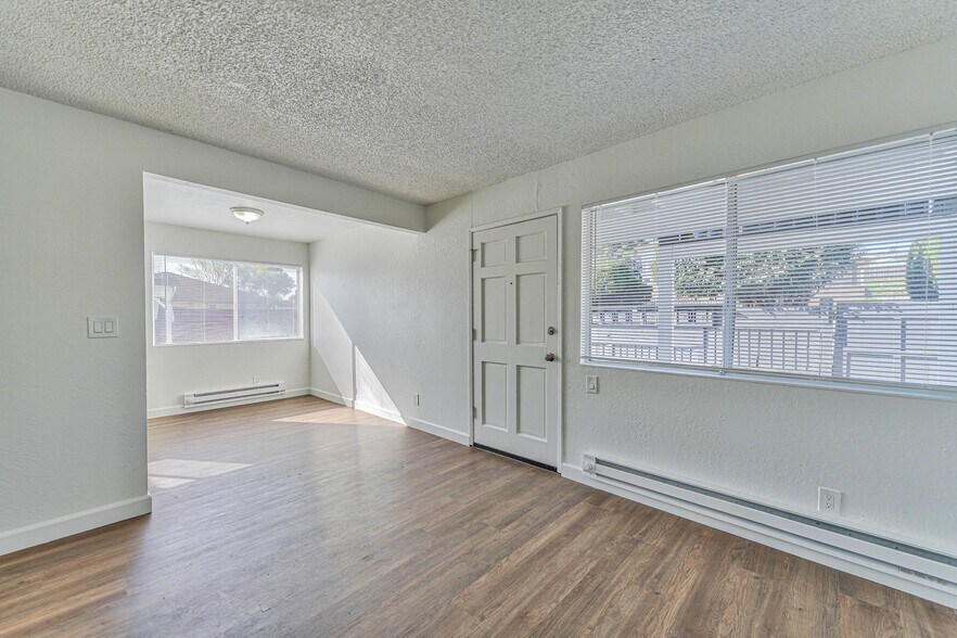 290 Pennsylvania Dr, Watsonville, CA à vendre - Photo de l’immeuble – Image 3 sur 11