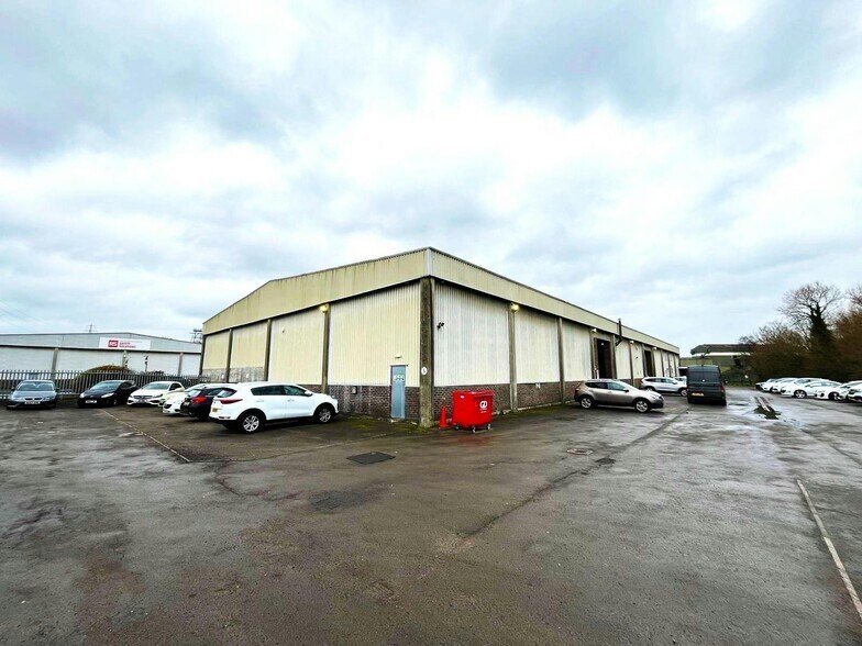 Felnex Industrial Estate, Newport à vendre - Photo de l’immeuble – Image 3 sur 7