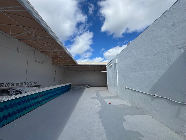 345 NW 24th St, Miami, FL à vendre - Photo de l’immeuble – Image 2 sur 32