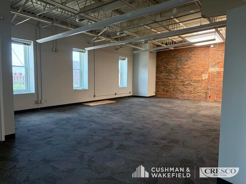 1406 W 6th St, Cleveland, OH à louer - Photo intérieure – Image 3 sur 11