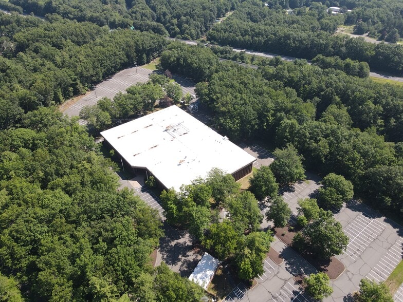 101 Munson St, Greenfield, MA à louer - Aérien – Image 2 sur 22