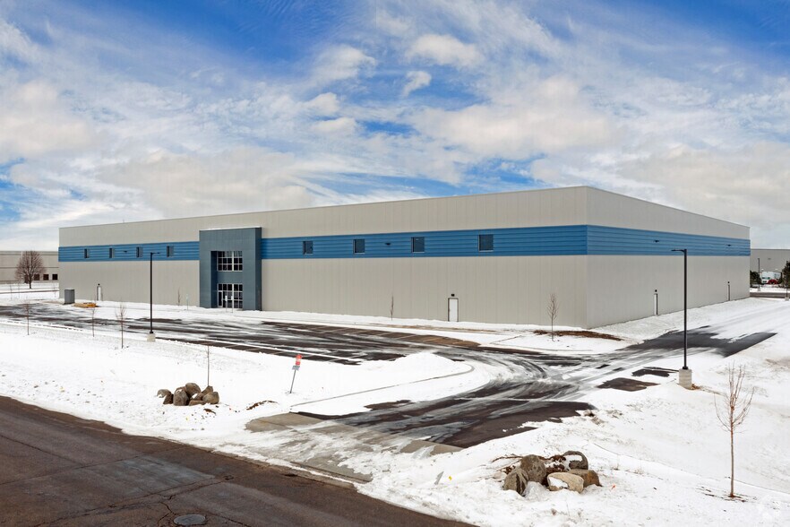 4245 Capital Cir, Janesville, WI à louer - Photo principale – Image 1 sur 11