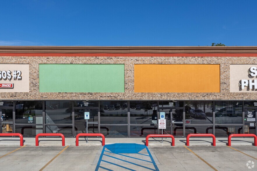 3527 S Shaver, Pasadena, TX à louer - Photo de l’immeuble – Image 3 sur 5