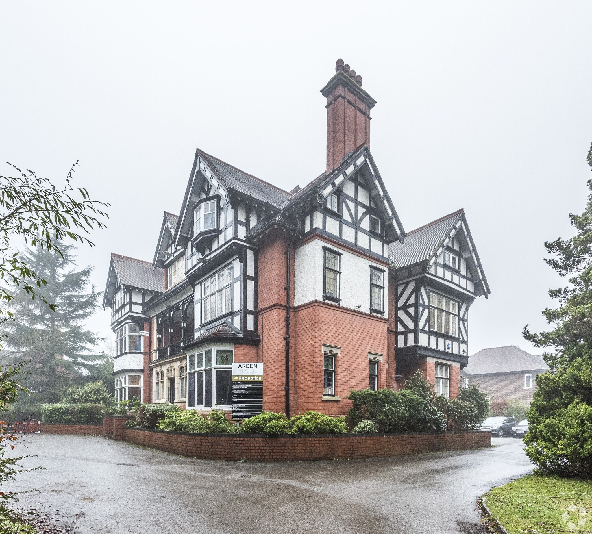 66 Brooklands Rd, Sale à louer Photo principale– Image 1 sur 6