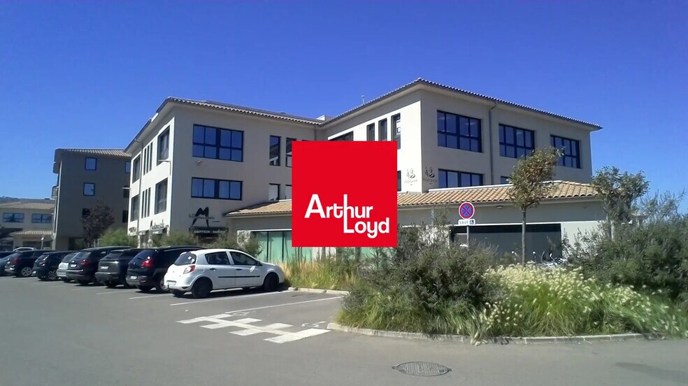 Bureau dans Aubagne à louer - Photo de l’immeuble – Image 1 sur 8