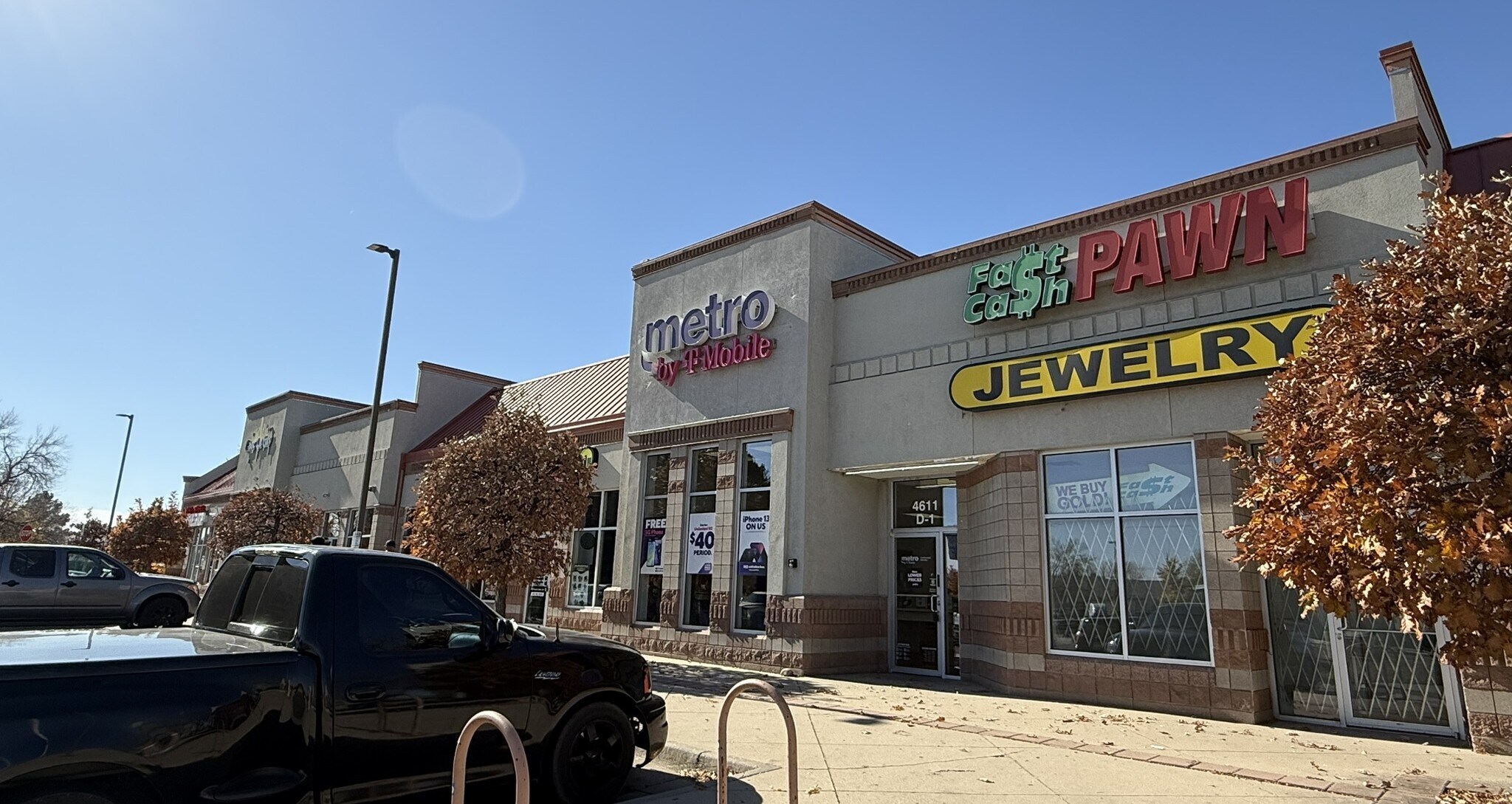 Peoria Street Plaza portefeuille de 3 biens à vendre sur LoopNet.fr Photo de l’immeuble– Image 1 sur 17