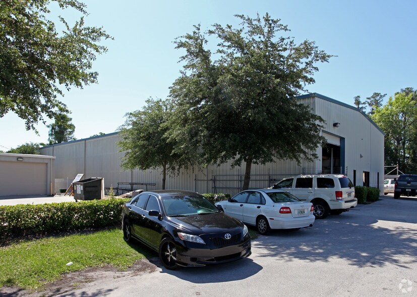 2227 Mercator Dr, Orlando, FL à vendre - Photo de l’immeuble – Image 2 sur 2