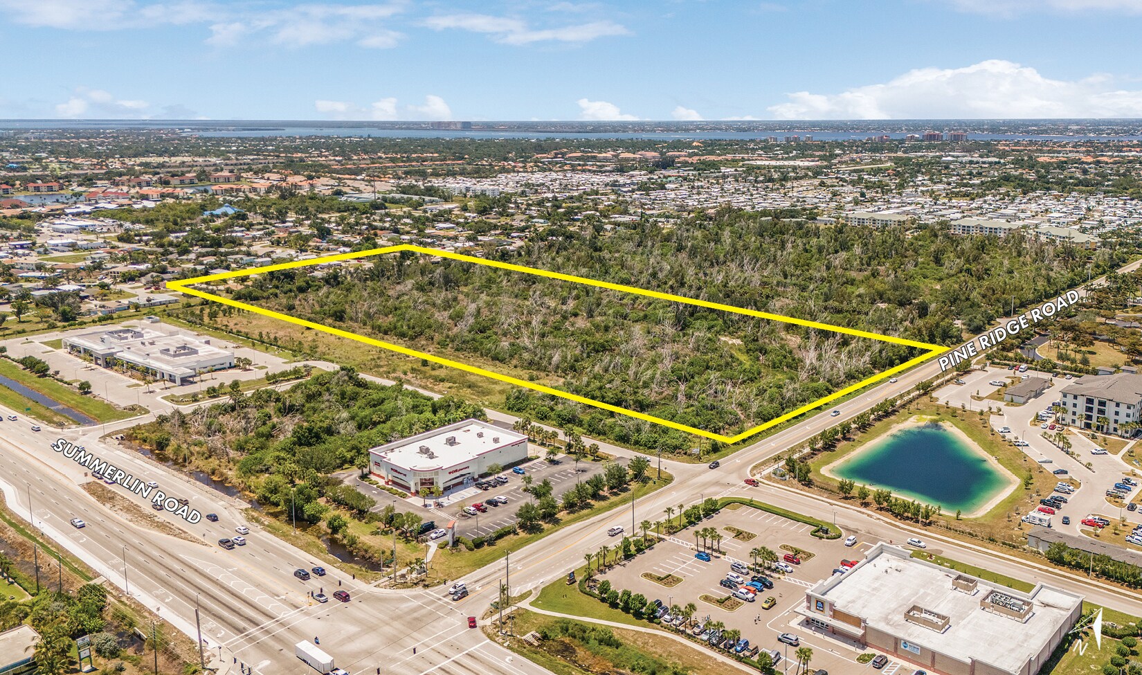 16860 Pine Ridge Rd, Fort Myers, FL à vendre Aérien– Image 1 sur 11