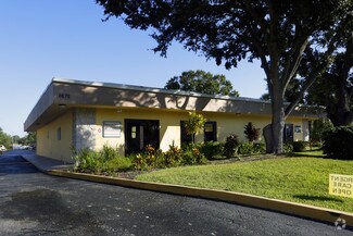 Plus de détails pour 6675-6707 38th Ave N, Saint Petersburg, FL - Bureau/Médical à louer