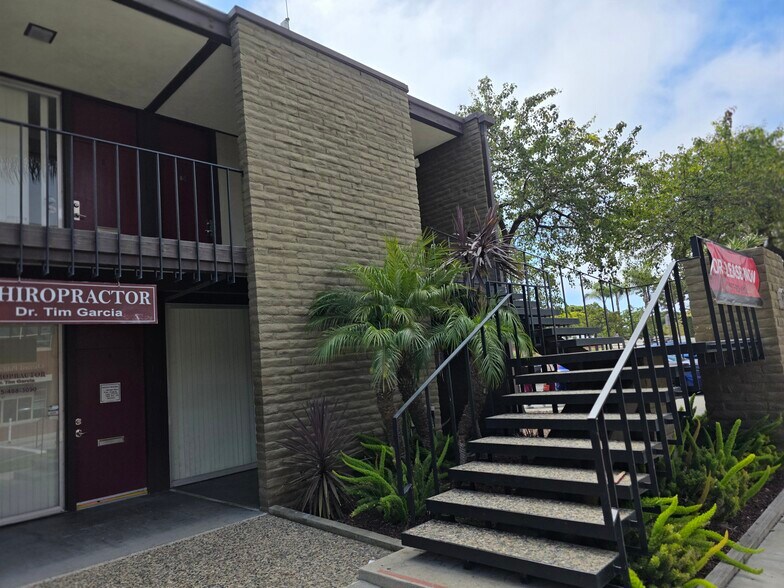 228 S A St, Oxnard, CA à vendre - Photo de l’immeuble – Image 3 sur 18