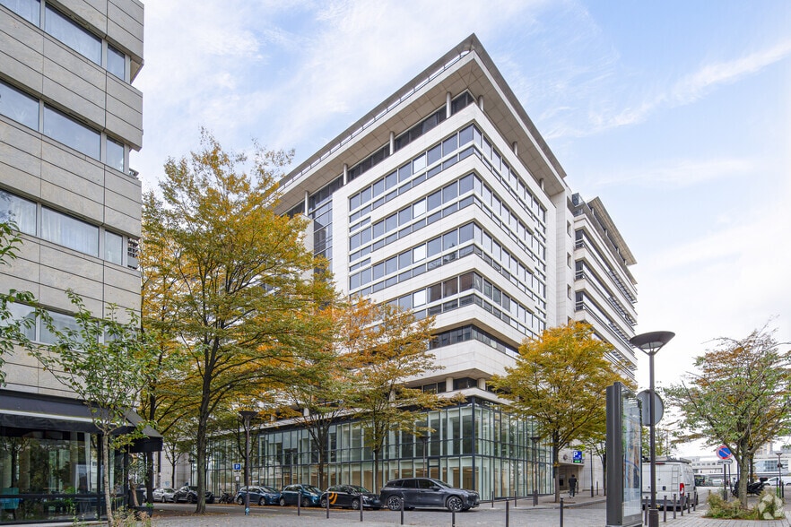 174-180 Avenue De France, Paris à louer - Photo de l’immeuble – Image 3 sur 3