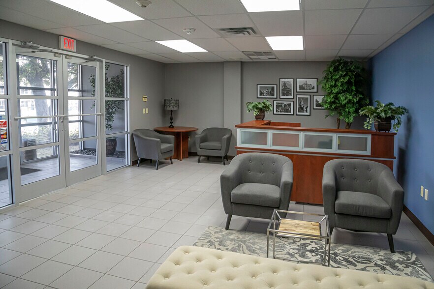 4717 Fletcher Ave, Fort Worth, TX à louer - Photo intérieure – Image 2 sur 5