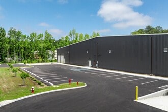 324 E St, Hampton, VA à vendre Photo de l’immeuble– Image 1 sur 12