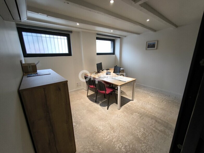 Bureau dans Brive-la-Gaillarde à louer - Photo intérieure – Image 2 sur 9