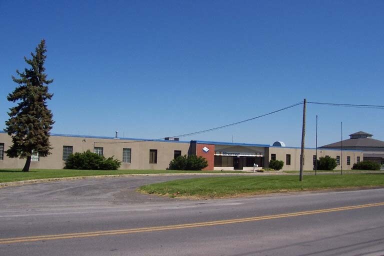 6085 Court Street Rd, Syracuse, NY à vendre - Photo de l’immeuble – Image 3 sur 17