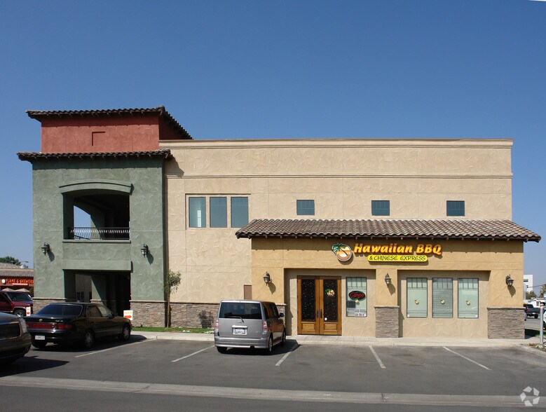1201 24th St, Bakersfield, CA à vendre - Photo de l’immeuble – Image 3 sur 4