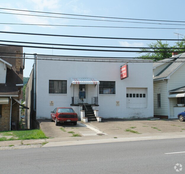 2811 3rd Ave, Huntington, WV à vendre - Photo de l’immeuble – Image 3 sur 6