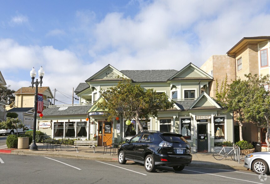 661-665 Lighthouse Ave, Pacific Grove, Pacific Grove, CA à vendre - Photo de l’immeuble – Image 3 sur 3