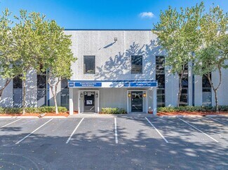 Plus de détails pour 2201 Nw 30th Pl, Pompano Beach, FL - Industriel/Logistique à louer