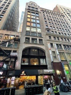 12 W 32nd St, New York, NY à louer Photo de l’immeuble– Image 1 sur 2