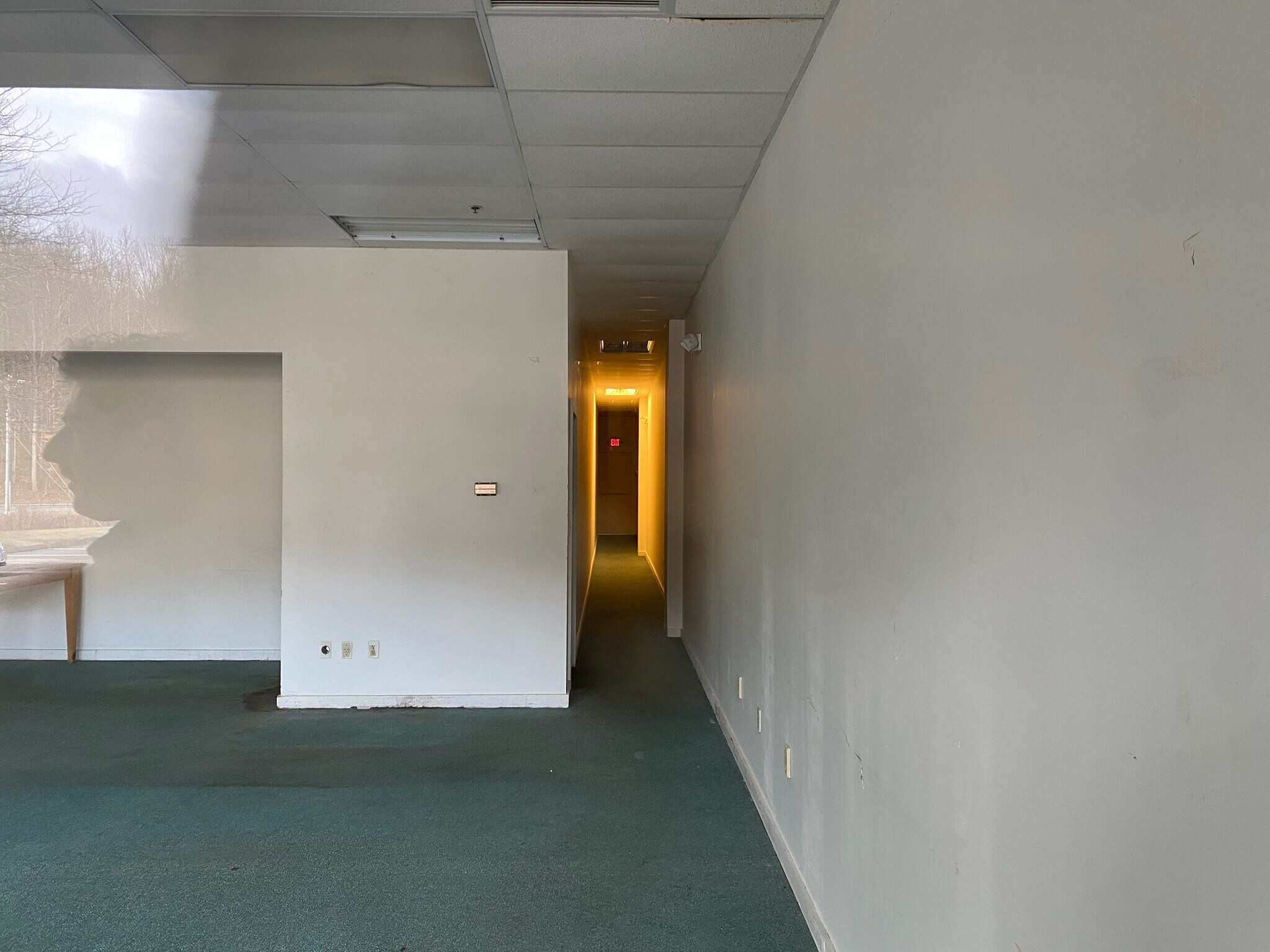 200 New Hartford Rd, Winsted, CT à louer Photo intérieure– Image 1 sur 2