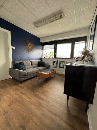 Plus de détails pour Bureau à louer