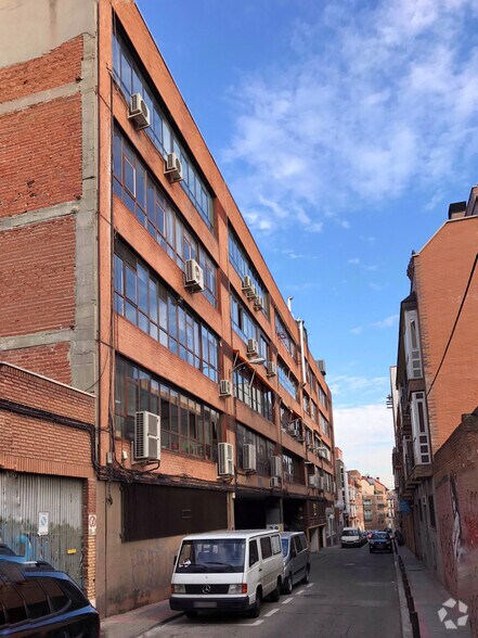 Industriel/Logistique dans Madrid, Madrid à vendre - Photo principale – Image 1 sur 2
