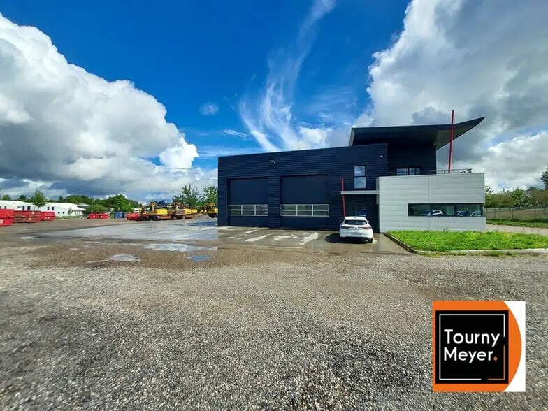 Industriel/Logistique dans GRANDCHAMP-DES-FONTAINES à louer - Photo de l’immeuble – Image 1 sur 7