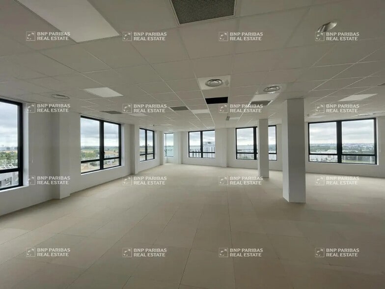 Bureau dans Cesson-Sévigné à louer - Photo intérieure – Image 2 sur 13