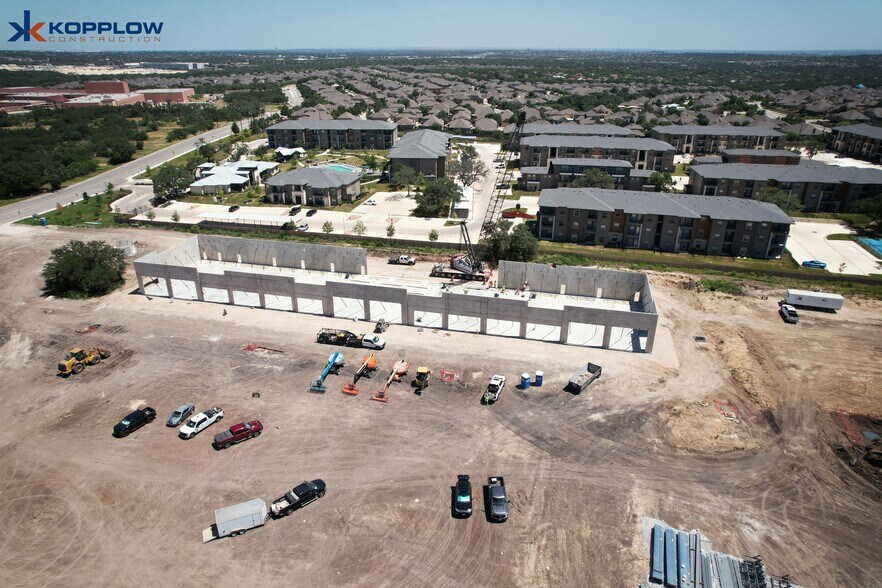 Wiseman Blvd & Cottonwood Way, San Antonio, TX à louer - Photo de l’immeuble – Image 3 sur 6