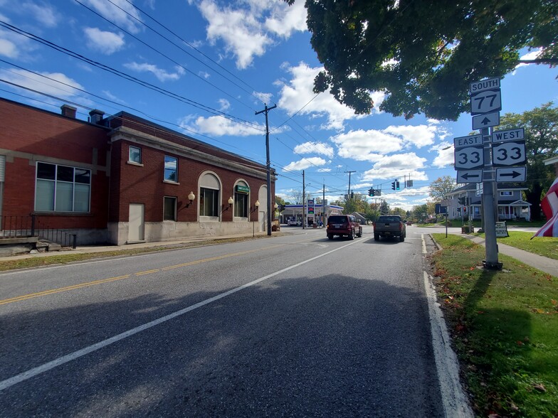 1 E Main St, Corfu, NY à louer - Photo de l’immeuble – Image 2 sur 5