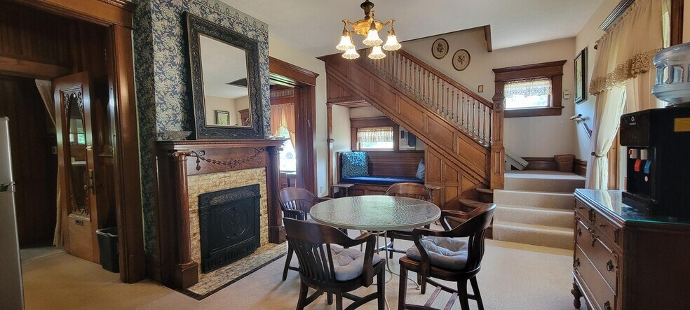 3030 Michigan St, South Bend, IN à vendre - Hall d’entrée – Image 2 sur 29