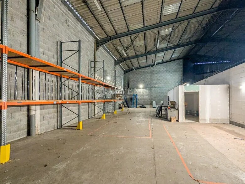 Industriel/Logistique dans Saint-Malo à louer - Photo intérieure – Image 1 sur 4