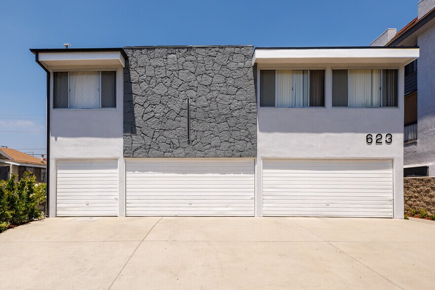 623 Orange Grove Ave, Glendale, CA à vendre - Photo de l’immeuble – Image 3 sur 22