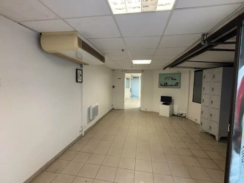 Local commercial dans Montpellier à louer - Photo de l’immeuble – Image 2 sur 5